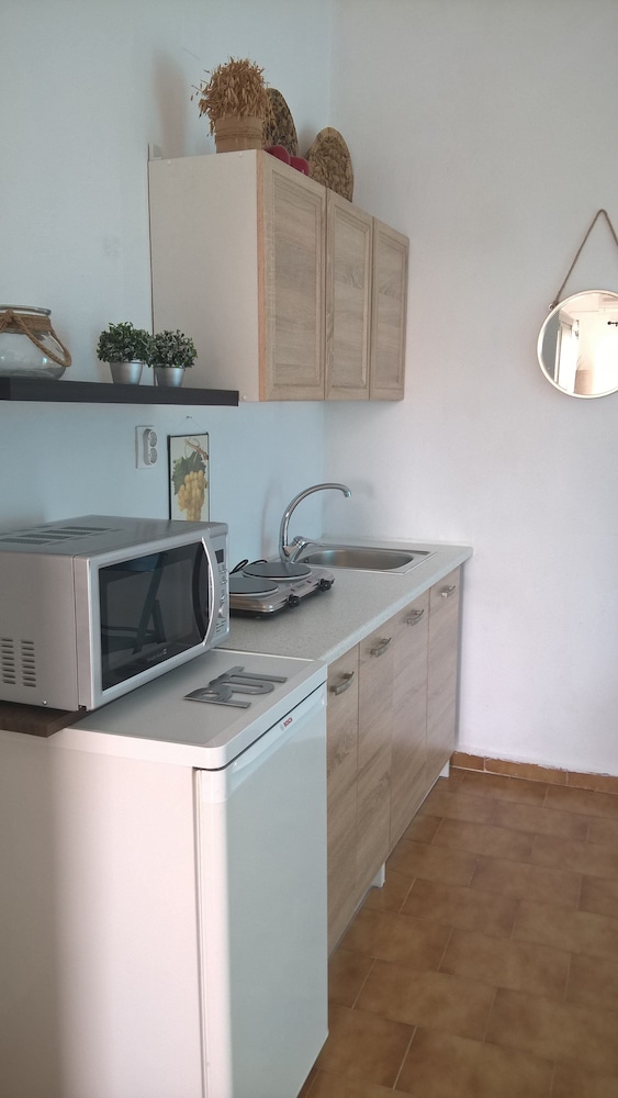 Standard Apartment, 1 Double Bed, Non Smoking, Sea View photo 2