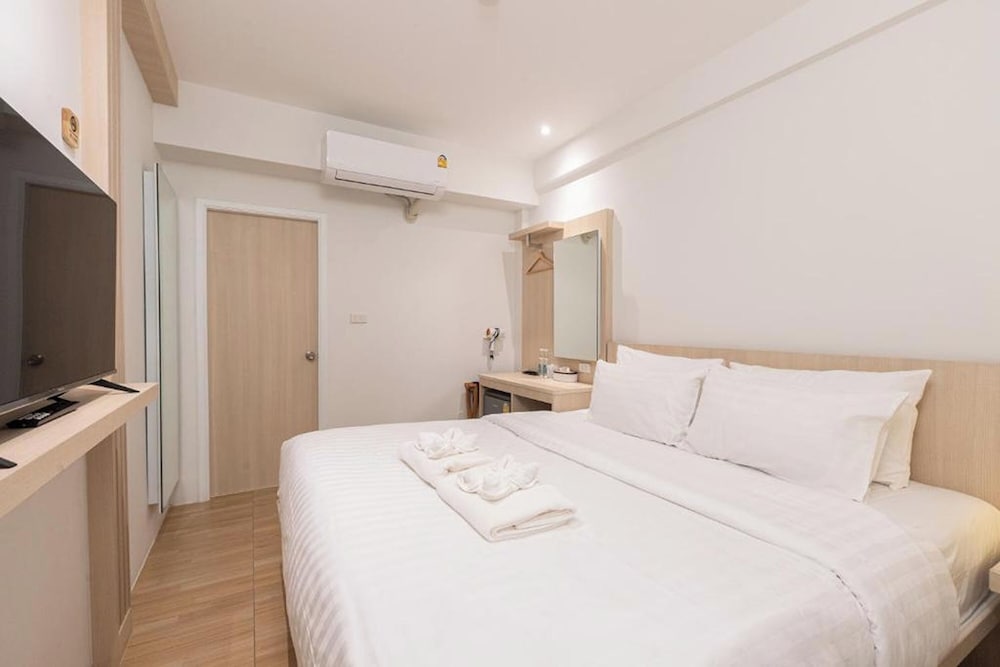 Double Room - Photo 3