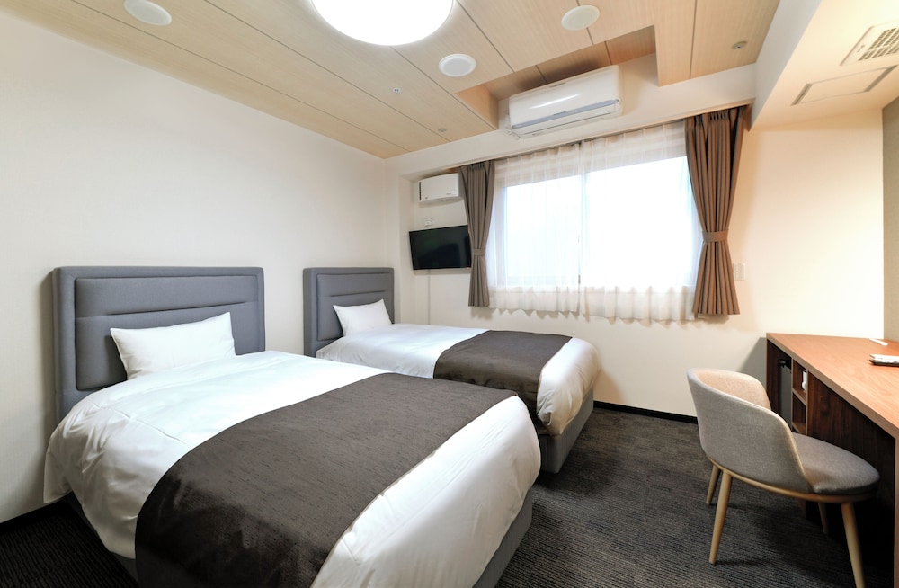 Compact Twin Room, Non Smoking with toilet