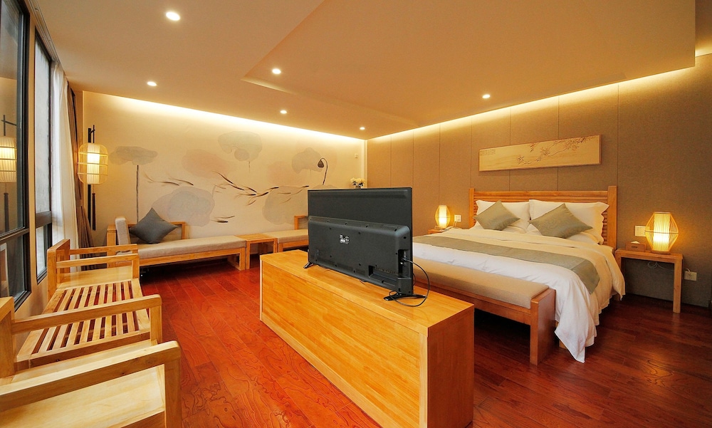 Deluxe Double Room photo 2
