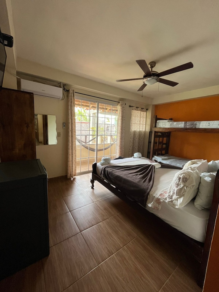 Quadruple Room photo 2