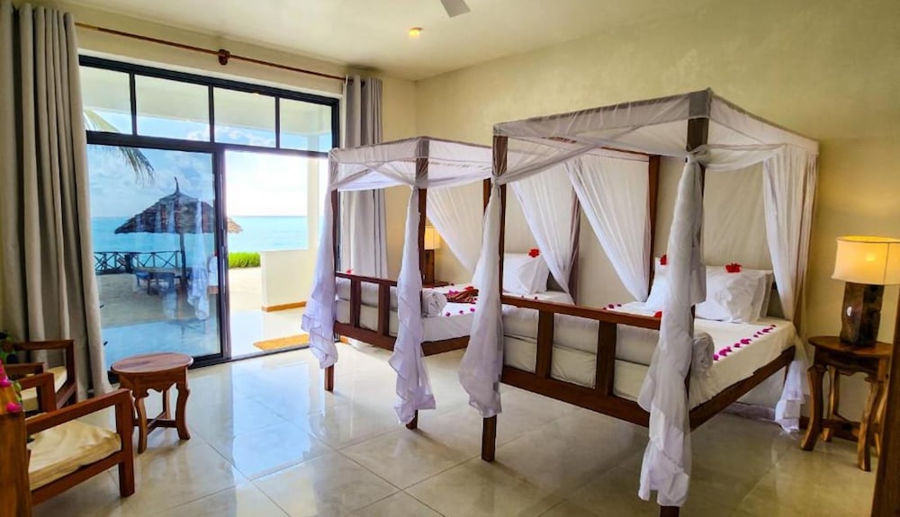 Deluxe Double or Twin Room photo 1