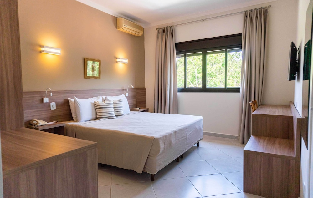 Standard Quadruple Room, 1 Bedroom (04 camas de solteiro) photo 1