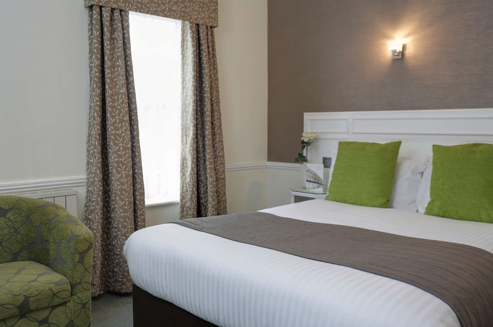 Standard Room, 1 Double Bed, Non Smoking - Photo 1
