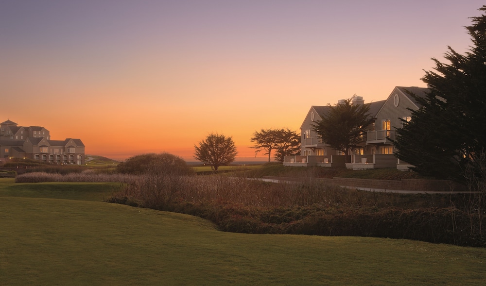 Guest House Deluxe, Golf View - Photo 10