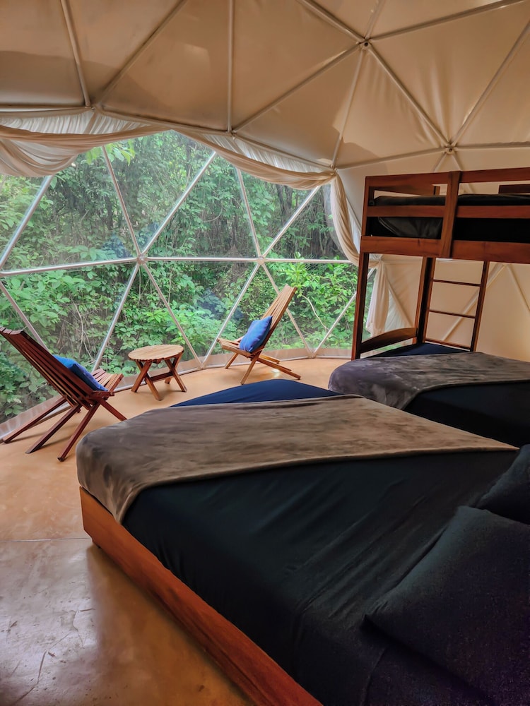 Standard Quadruple Room, 1 Bedroom - Photo 8