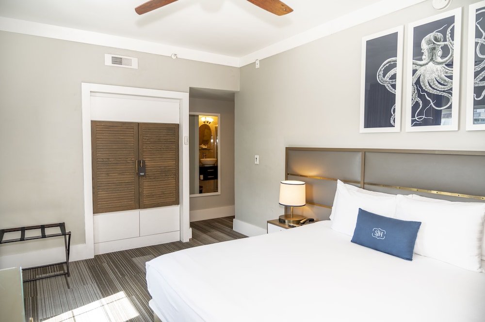 Luxury Double Room, 1 King Bed - Photo 9