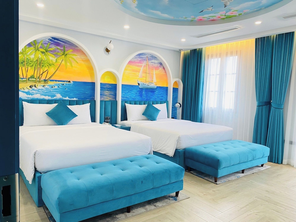 Saphira, Ocean View, 2 Queen Beds with Balcony