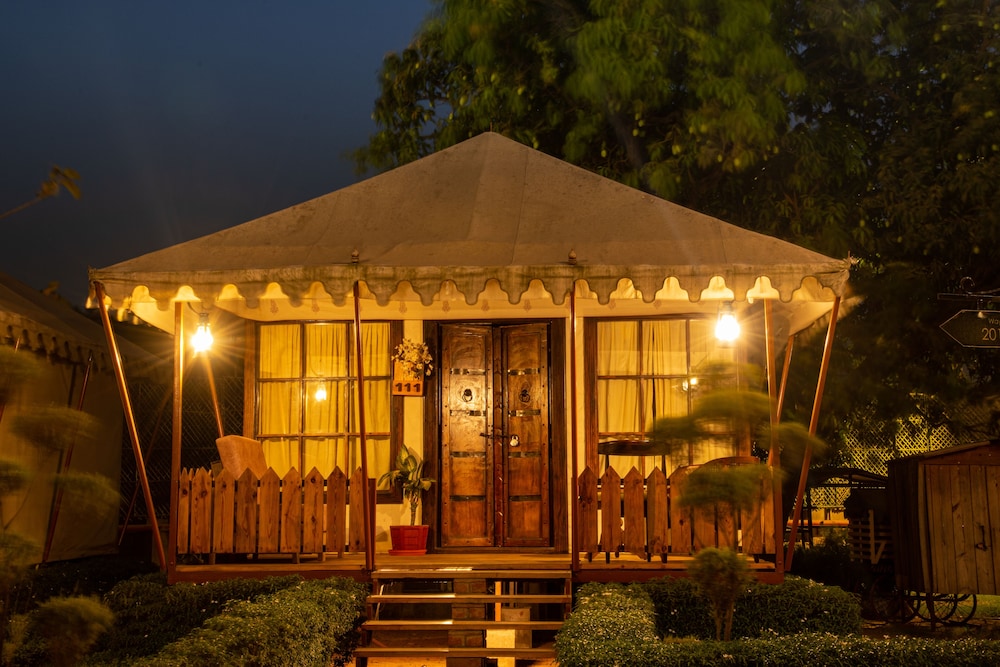 Super Luxury Cottage - Photo 2
