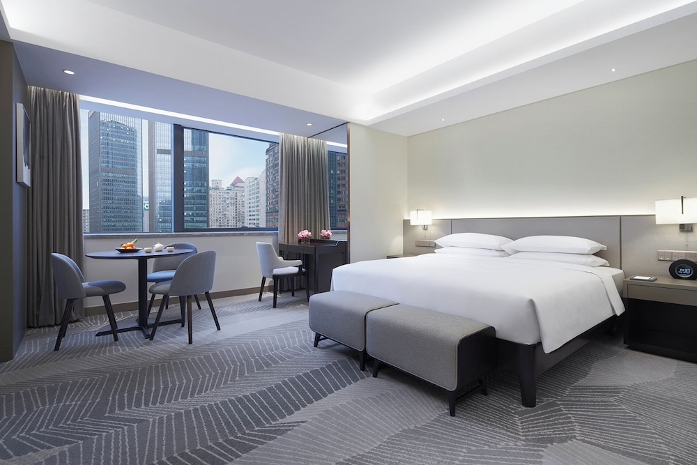 King Bed Club Deluxe - Photo 1