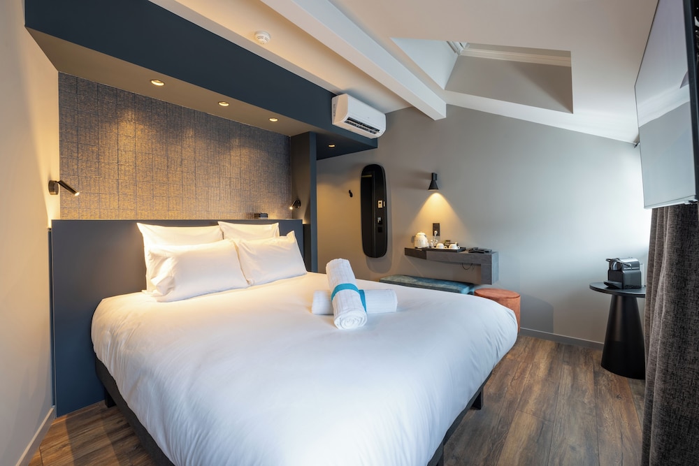 Standard Room photo 2