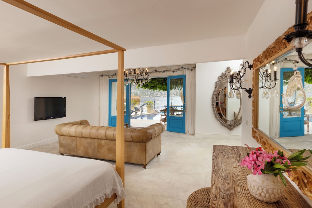 Signature Suite (Benjamin)