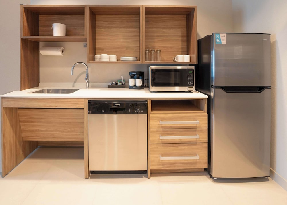 Suite, 1 Bedroom photo 3