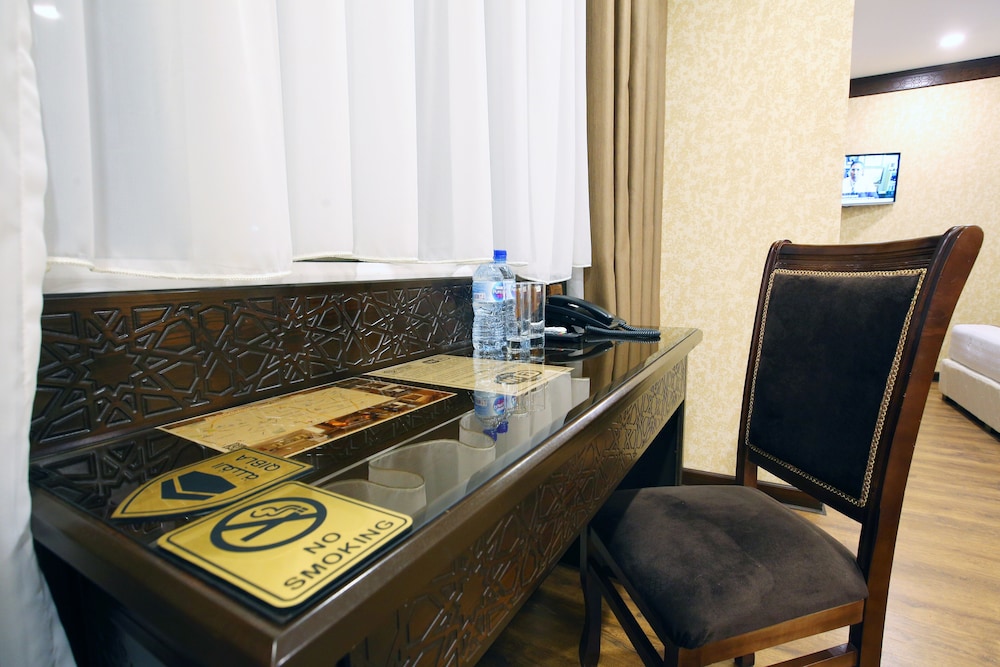Standard Double Room - Photo 3