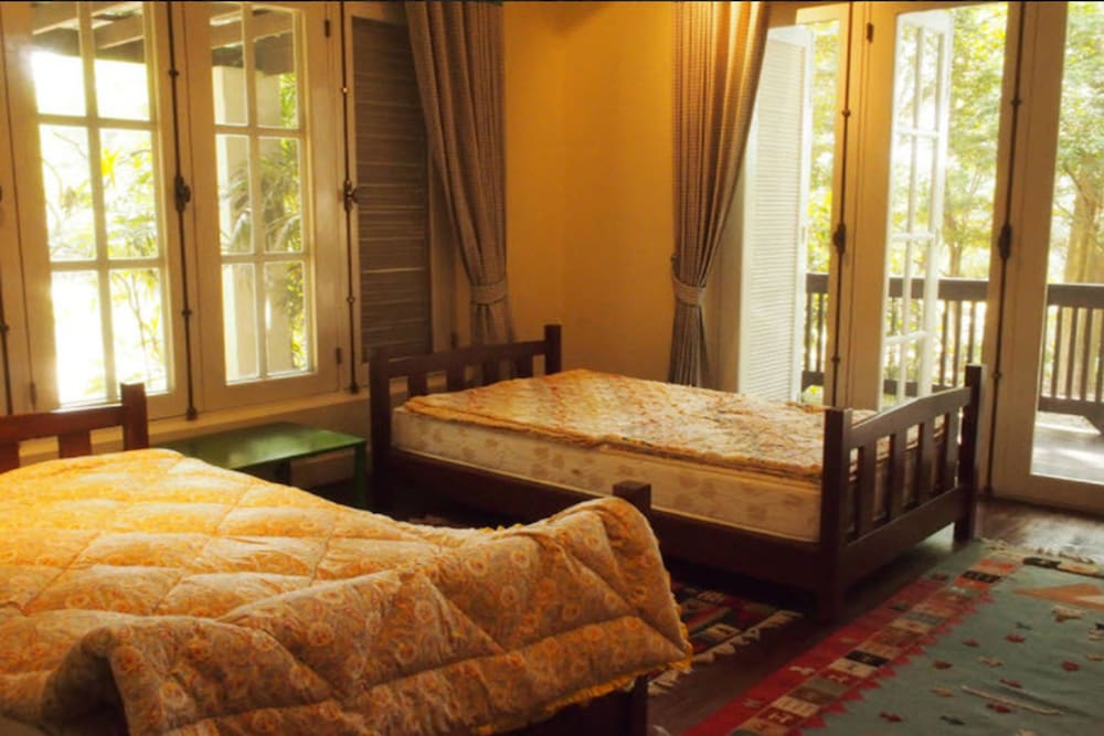 4 Bedrooms Villa photo 2