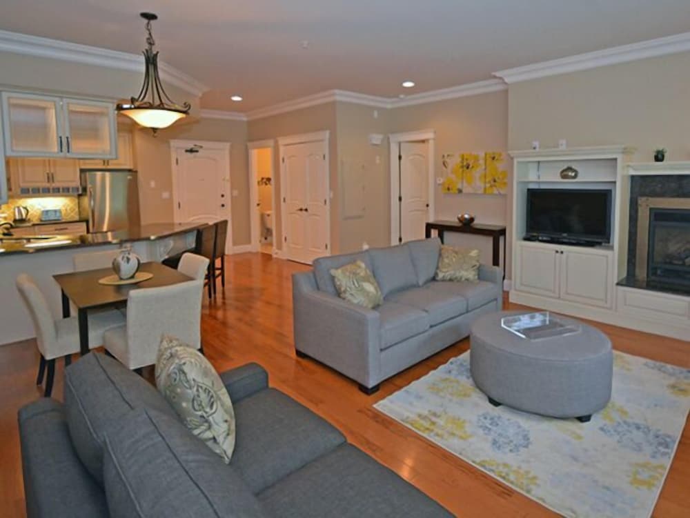 One Bedroom Condo