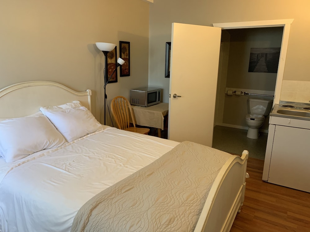 Room (5) photo 1