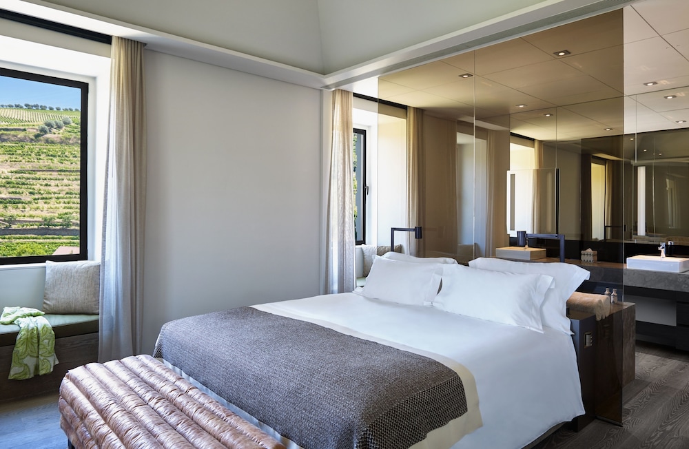 Quinta Courtyard Suite - Photo 8