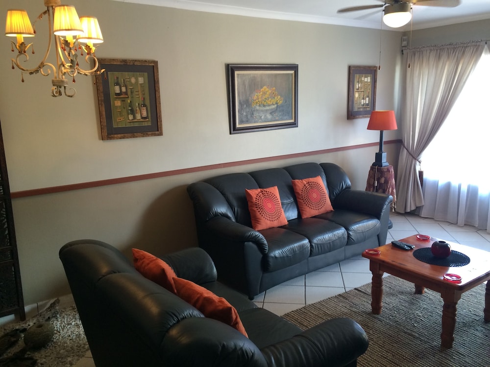 Self Catering Cottage photo 3