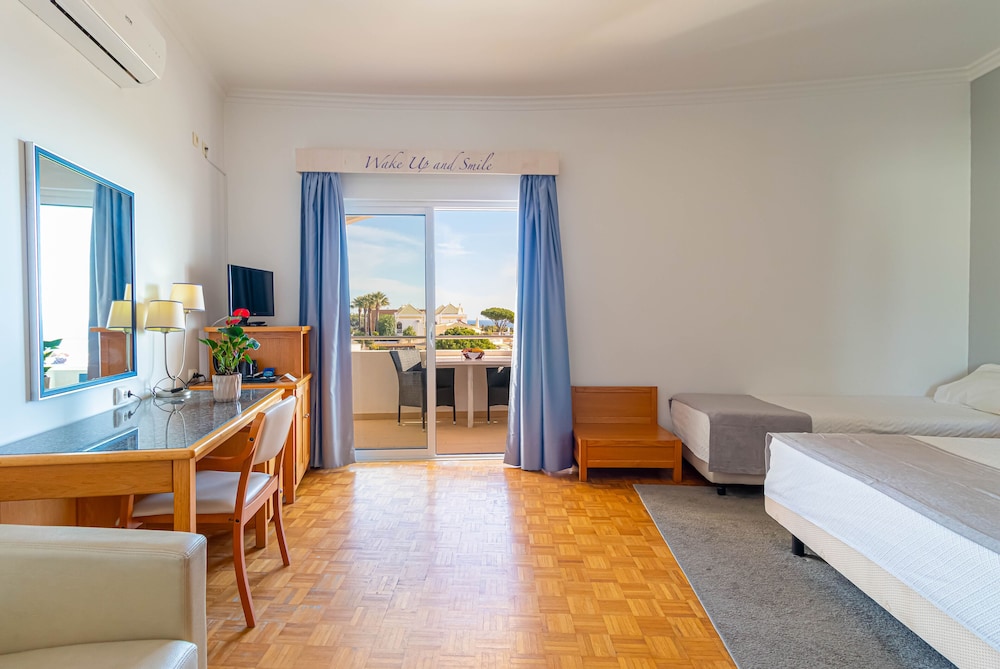 Double Room, Partial Sea View