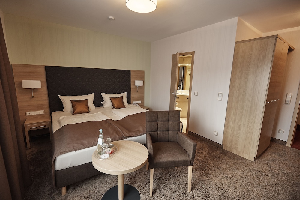 Double Or Twin Room photo 1