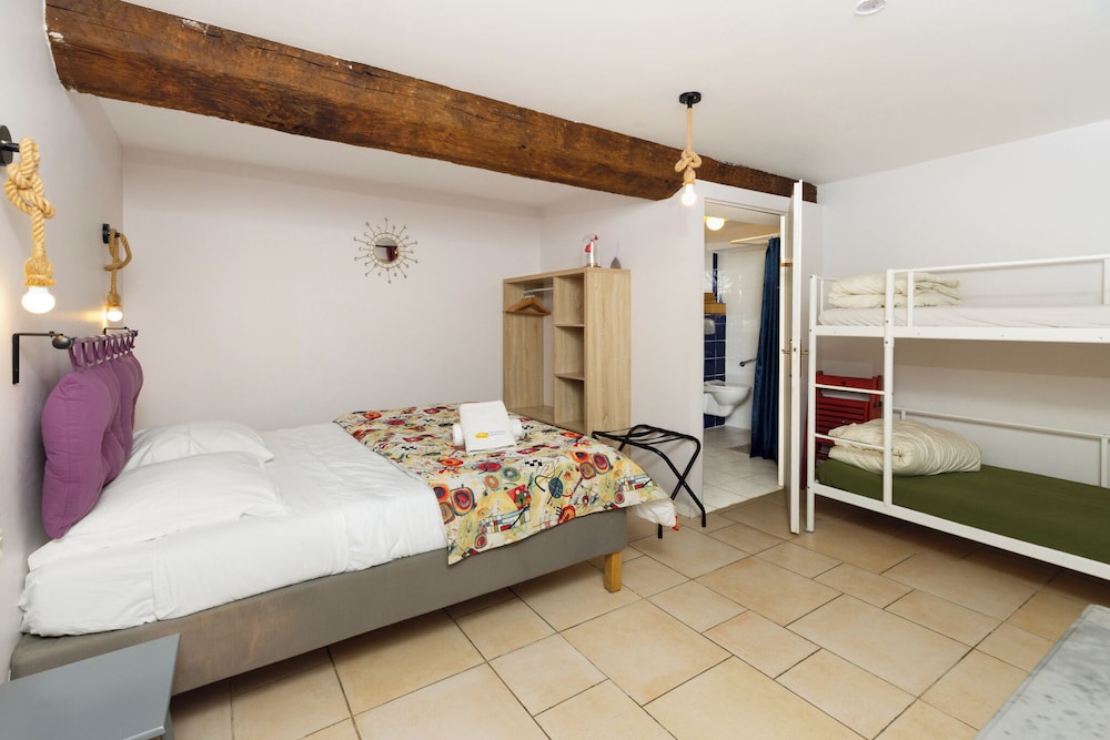 Room 1 : Mauzac, Garden View photo 1