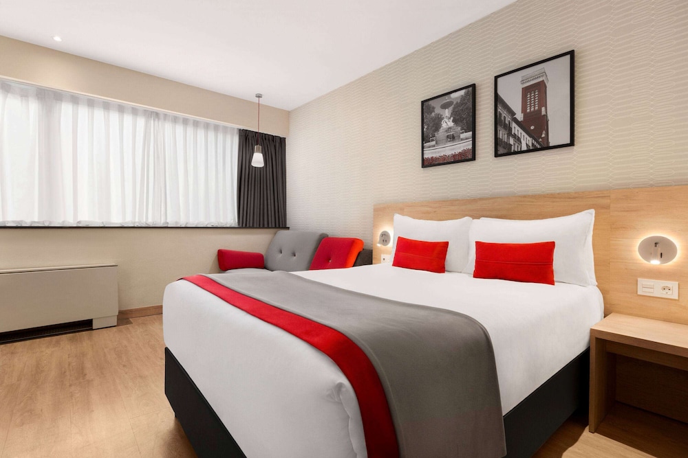 Family Room, 1 Double Bed with Sofa bed, Non Smoking photo 2