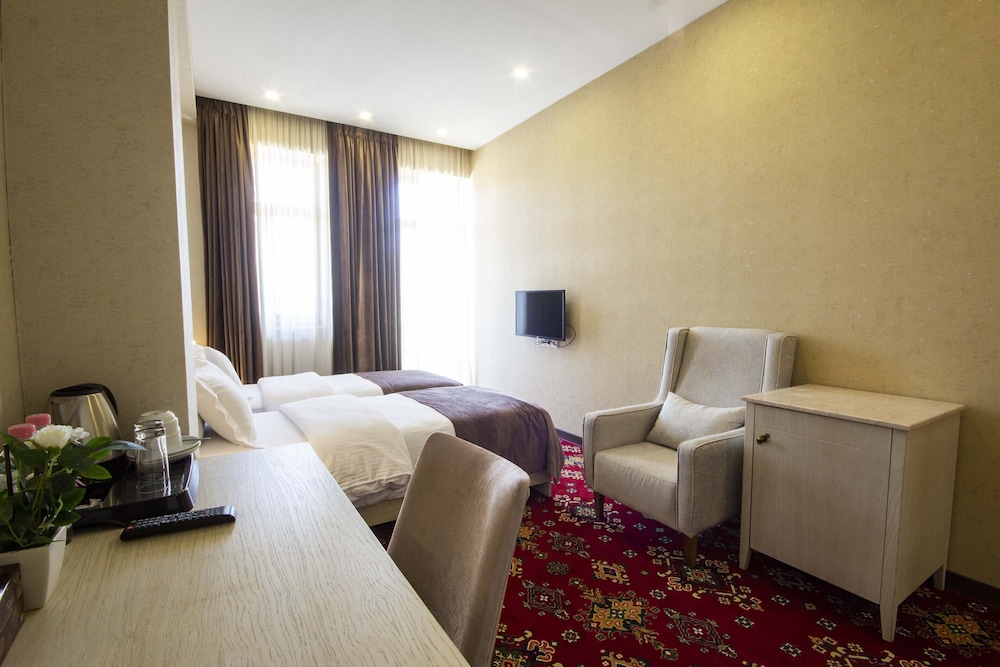 Standard Double Or Twin Room photo 2