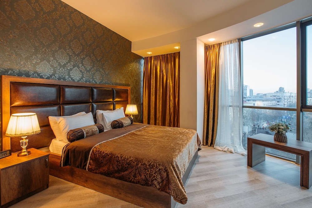 Suite, 1 Bedroom photo 3