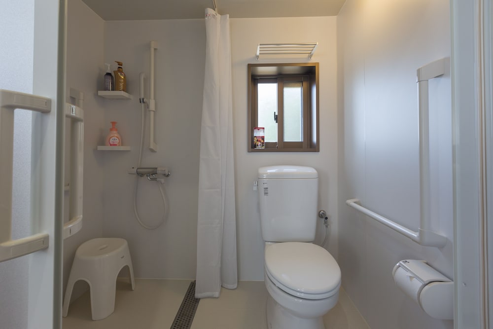 Private Vacation Home - Photo 11
