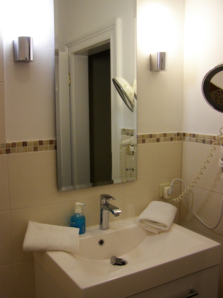 Double Room, Lake View photo 2