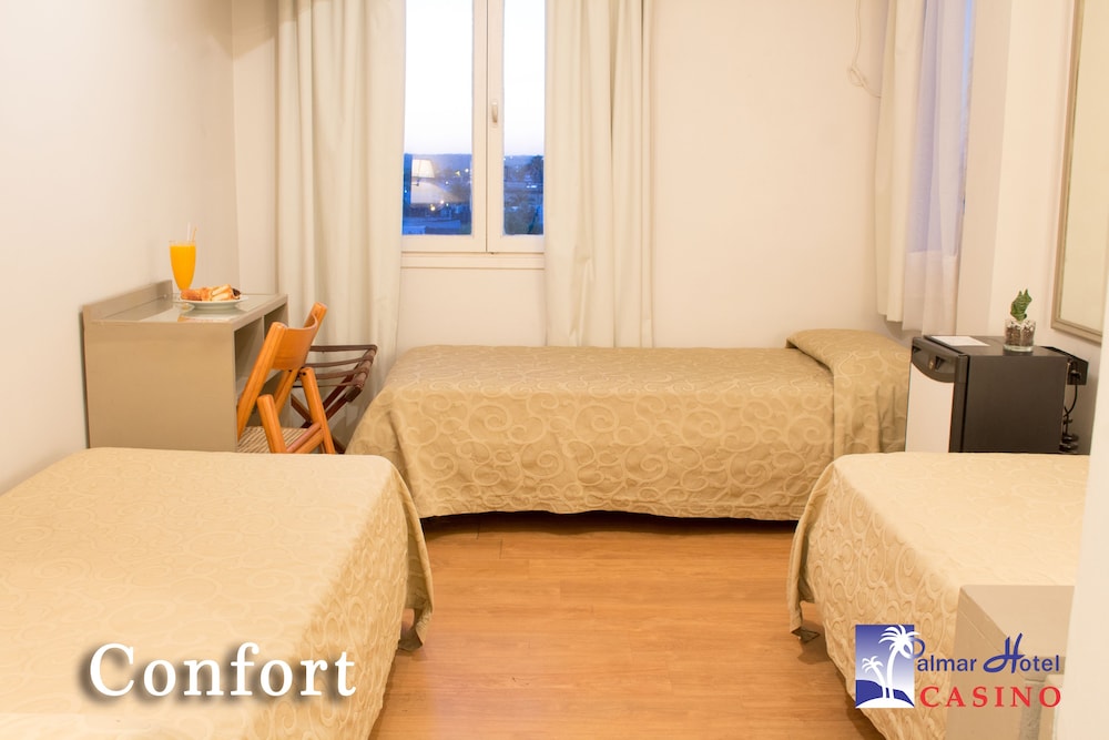 Comfort Triple Room, Private Bathroom photo 2