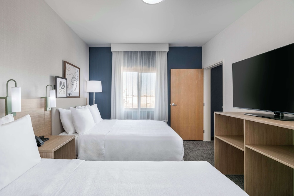 Suite, 2 Queen Beds photo 2