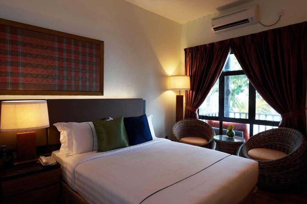 Beach Villa Deluxe photo 2