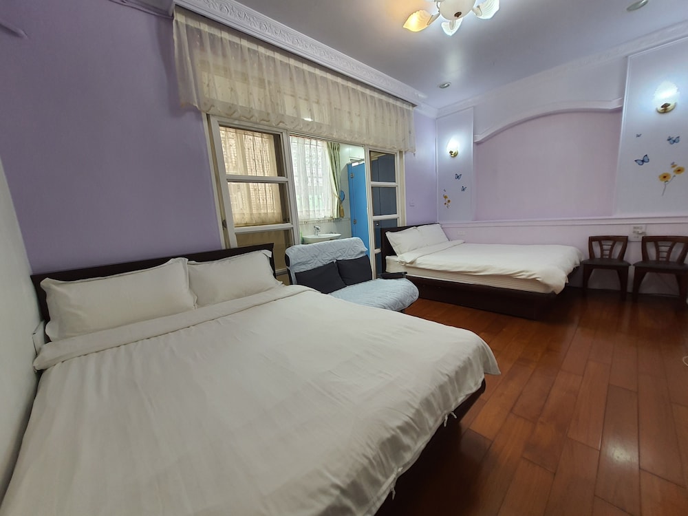 Family Quadruple Room photo 1
