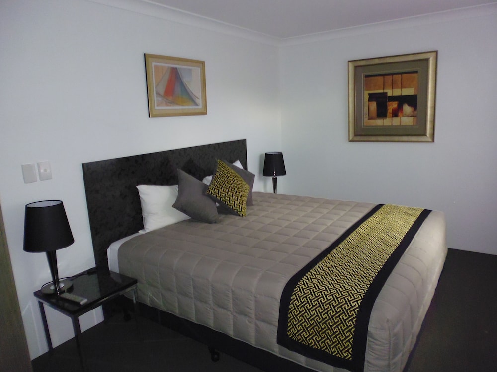 Executive Suite, 1 King Bed photo 1