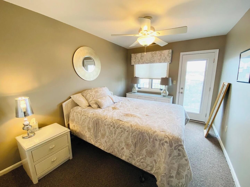 Condo, Multiple Beds, Balcony, Pool View (WILMINGTON AVENUE 50 #316) photo 1