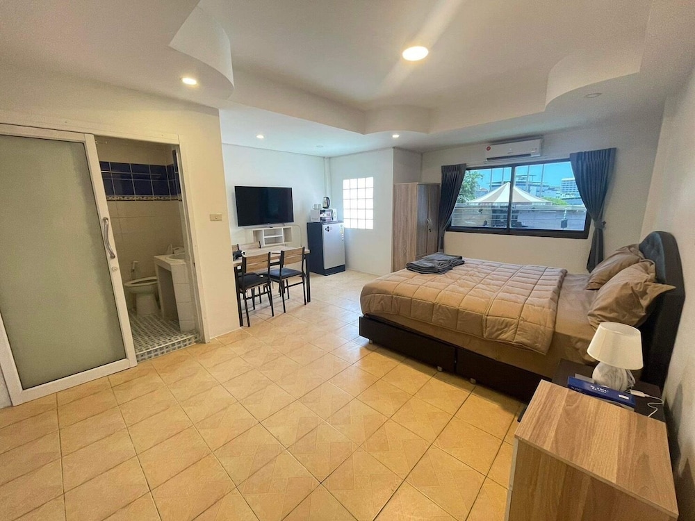 Classic Room - Photo 5