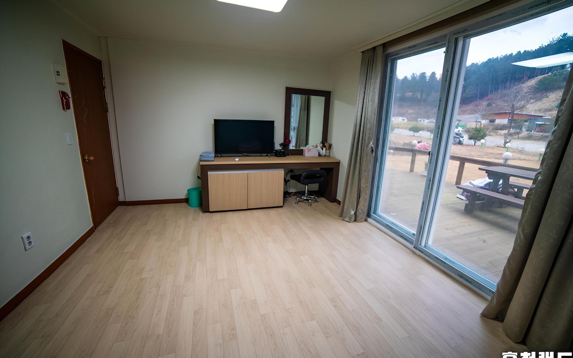 Room (Standard A (Ondol barbecue dogs allow) photo 1