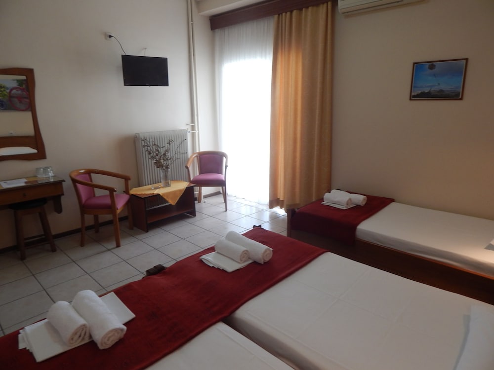 Standard Triple Room photo 1