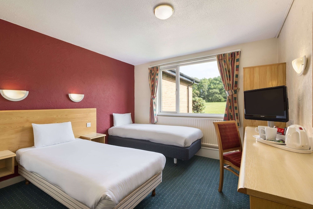 Room, 2 Twin Beds, Non Smoking - Photo 5