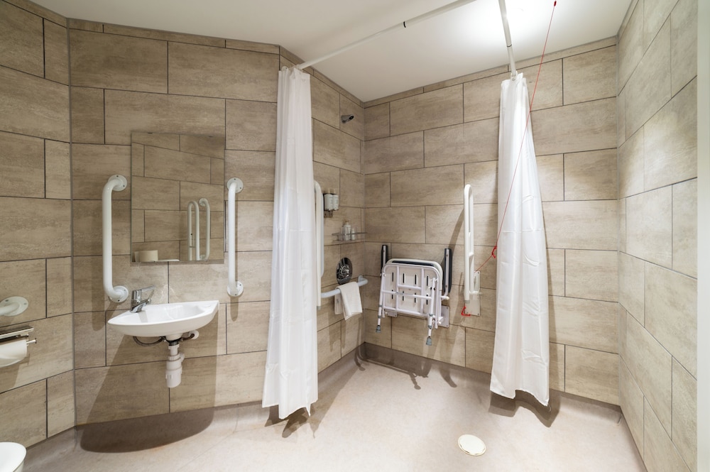 ACCESSIBLE ROOM (not pet friendly) photo 2