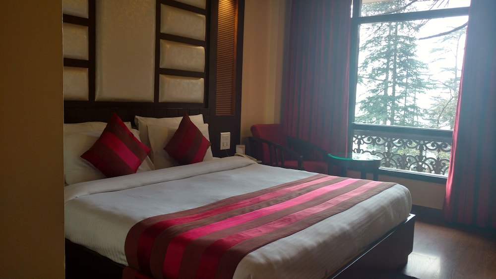 Deluxe Room, 1 Double Bed, Non Smoking photo 1