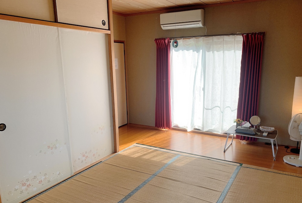 Deluxe Japanese Style Room photo 1