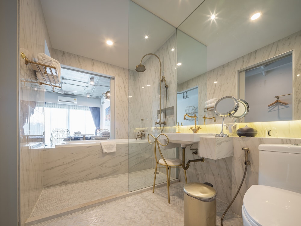 Deluxe Double Room, River View