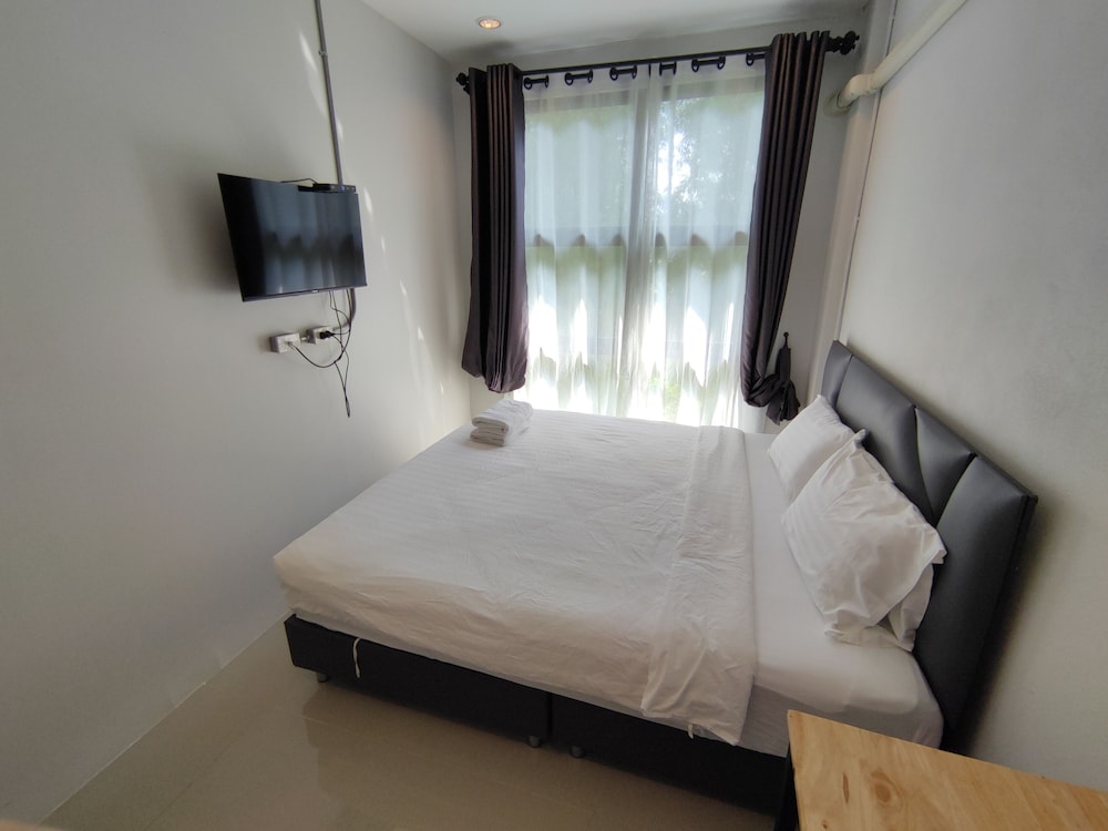 Standard Double Room, 1 Queen Bed - Photo 1