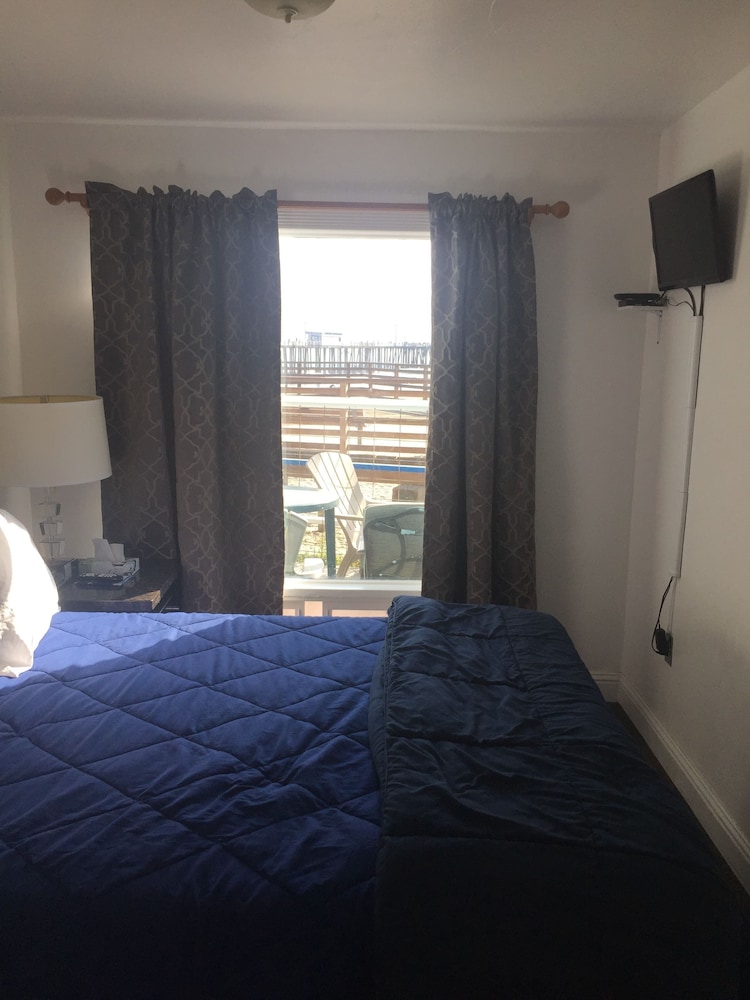 Oceanfront Suite, 1 Queen Bed with Sofabed photo 2