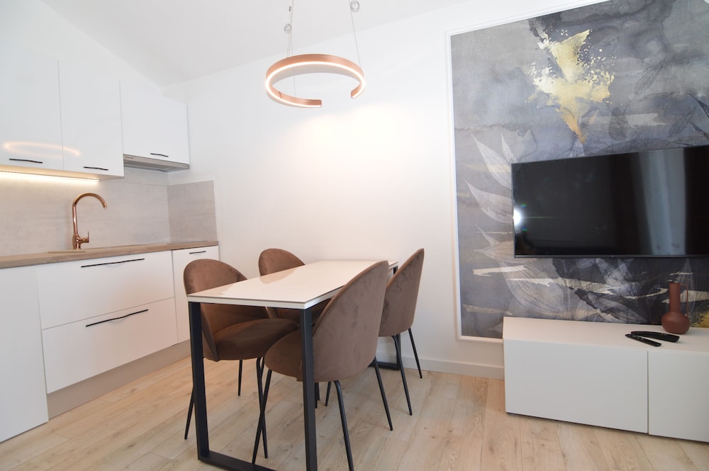 Comfort Apartment, 1 Bedroom, Balcony, Partial Sea View photo 3