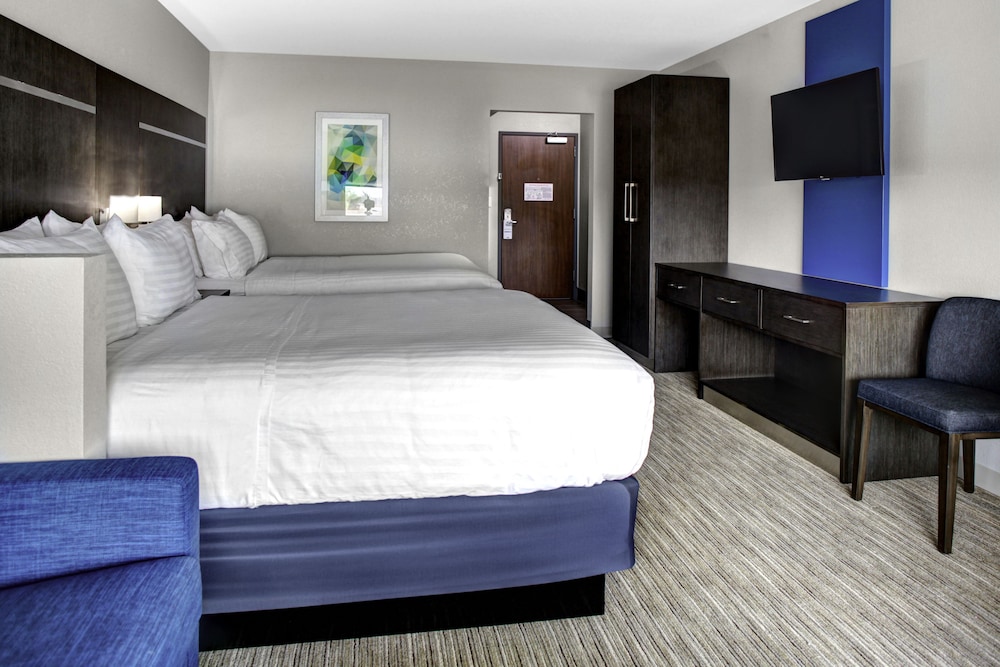 Suite, 2 Queen Beds