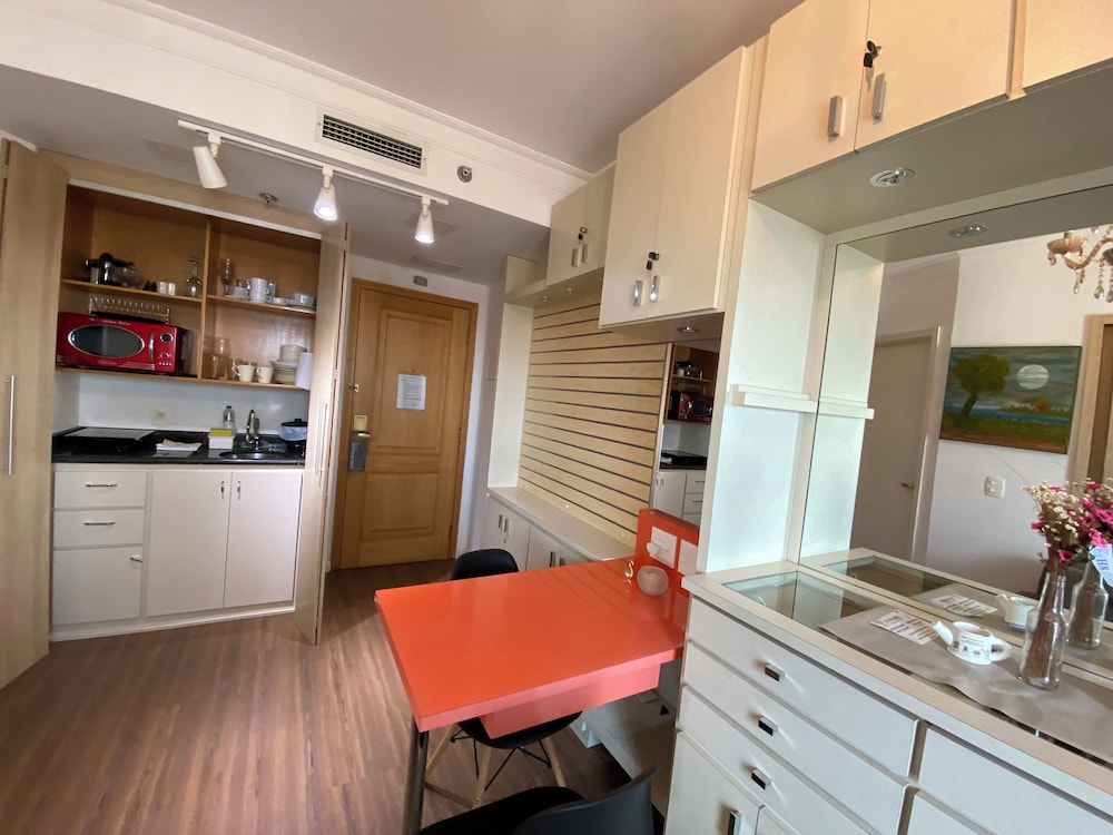 Ap Lux 5 - APT 2905